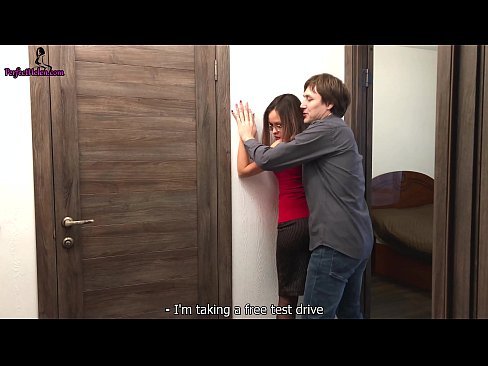 ❤️ Szexi ingatlanügynöknő érzékien kiveri a punciját és baszik, miközben eladja a lakását - Krempai Kemény pornó at hu.hentaiser.ru